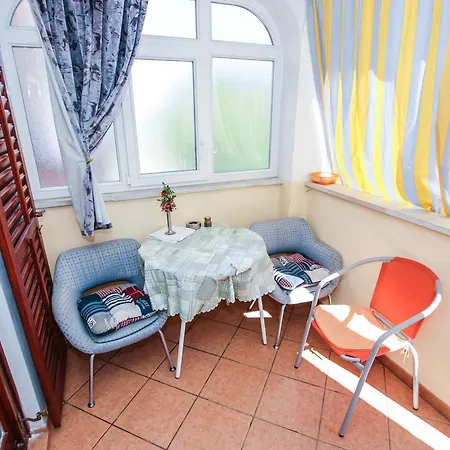 Nevia Apartment Porec